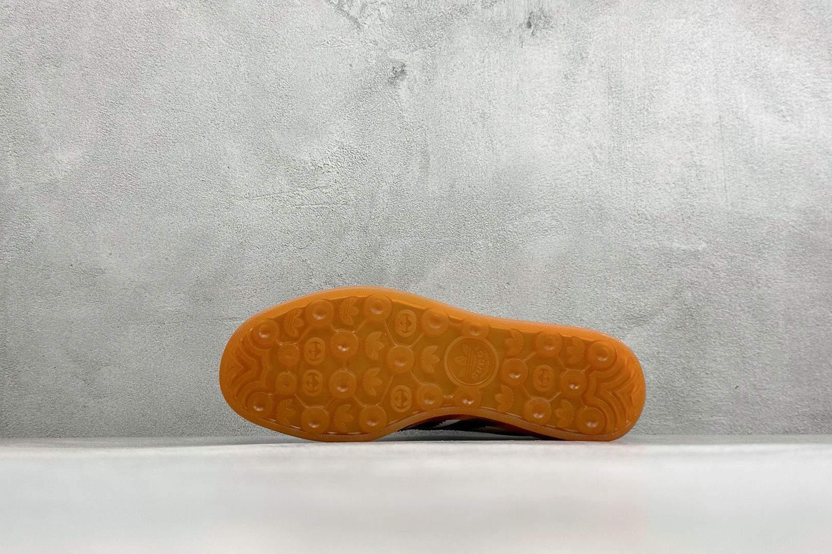 Gucci x Adidas Originals Gazelle INdoor 古驰联名 阿迪达斯 三叶草休闲防滑耐磨低