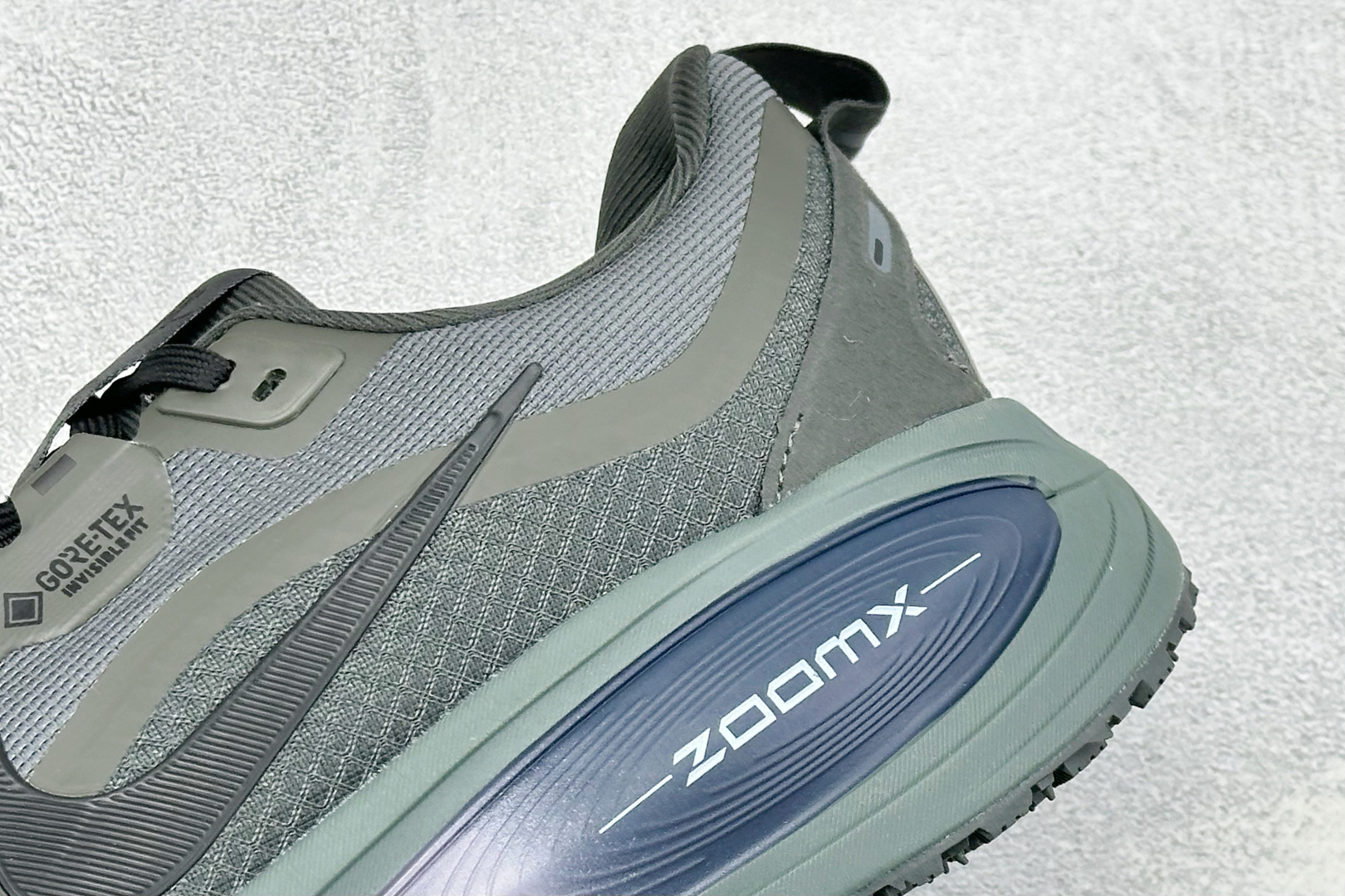 BF版NK Zoom VOMERO 18 网面透气轻量跑鞋 外贸专供订单 原厂折返国内销售 国外专柜标准数据开发 拥有 BF版NK Zoom VOMERO 18 网面透气轻量跑鞋 外贸专供订单 原厂折返国内销售 国外专柜标准数据开发 拥有