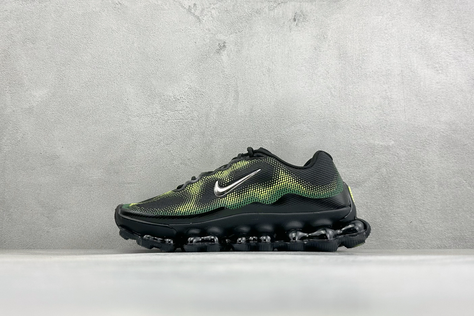 福利特价 Nike Air Liquid Max 耐克 舒适贴合 耐磨防滑 全掌气垫缓震 低帮运动跑步鞋 时尚舒适的穿着 福利特价 Nike Air Liquid Max 耐克 舒适贴合 耐磨防滑 全掌气垫缓震 低帮运动跑步鞋 时尚舒适的穿着