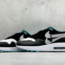 Nike Air Max 1 耐克半掌气垫复古跑步鞋 货号:FZ3590-268 尺码:36 36.5 37.5 38 Nike Air Max 1 耐克半掌气垫复古跑步鞋 货号:FZ3590-268 尺码:36 36.5 37.5 38