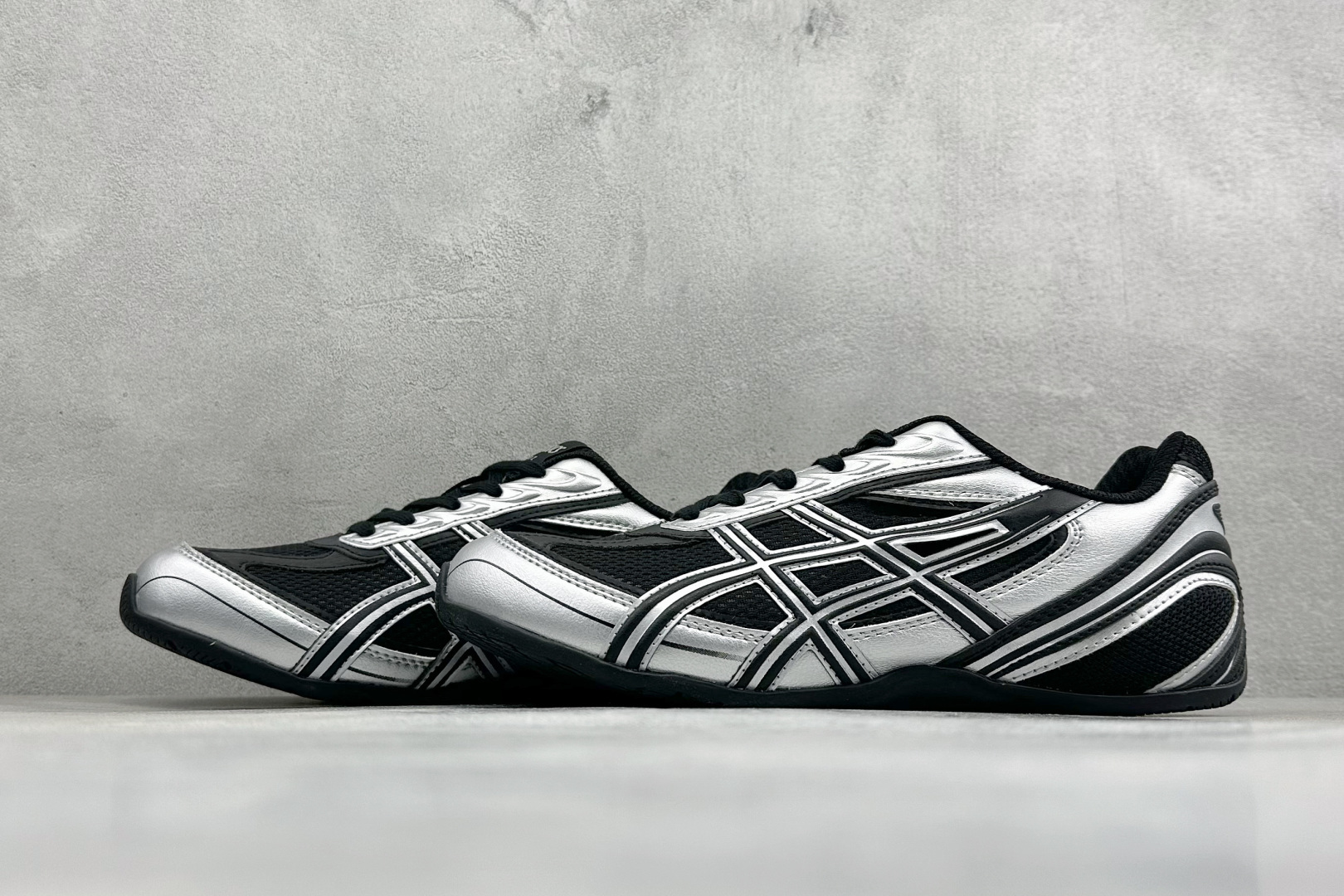 SD版ASICS GEL-PHAI Z 网面透气 城市通勤 潮流百搭 舒适日常 薄底 情侣鞋 低帮 生活休闲鞋 男女同款