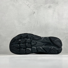 ST版HOKA ONE ONE M CLIFTON 11 舒适防滑耐磨低帮休闲跑步鞋 相比常规跑鞋 HOKA ONE O ST版HOKA ONE ONE M CLIFTON 11 舒适防滑耐磨低帮休闲跑步鞋 相比常规跑鞋 HOKA ONE O