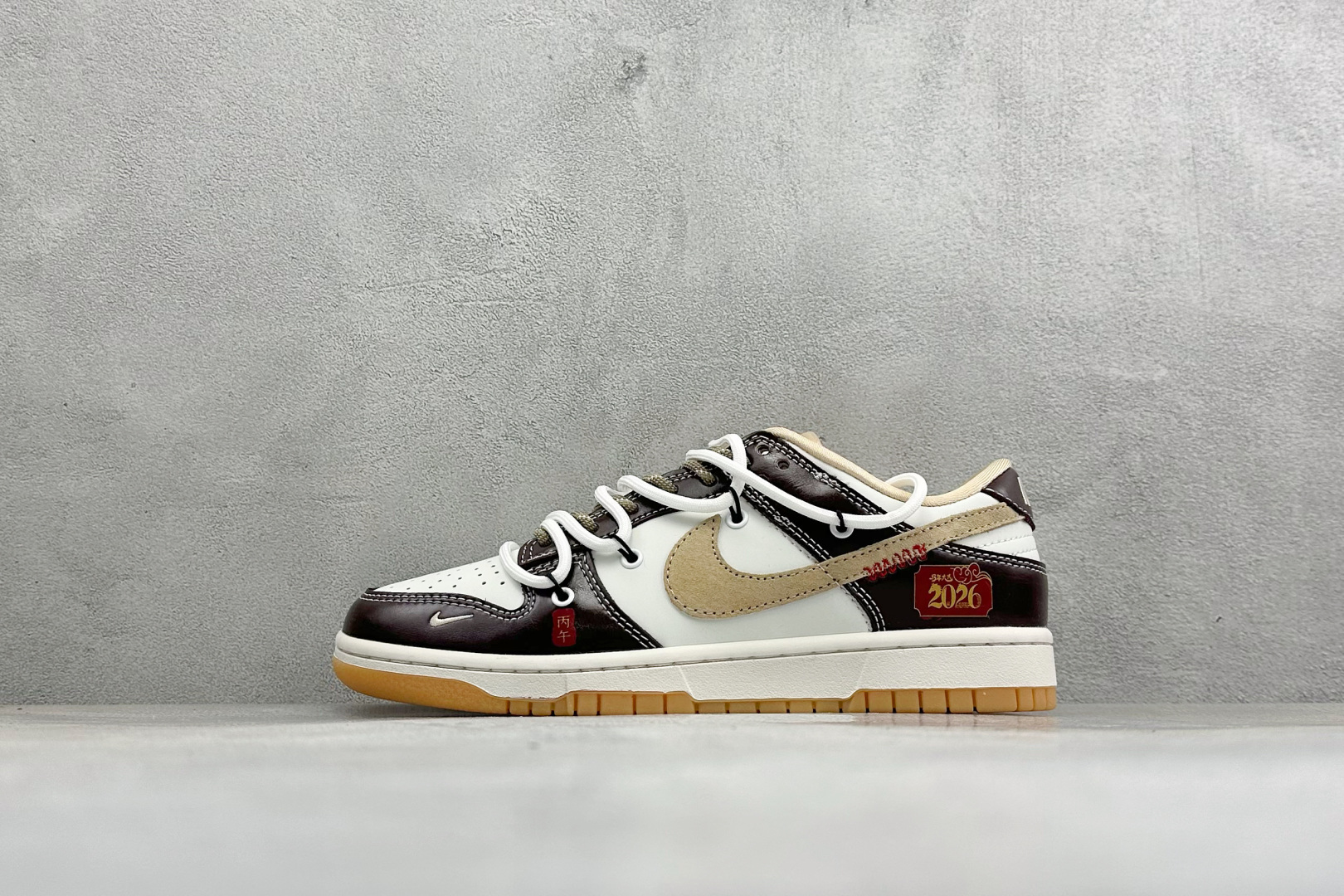 福利特价 Nike Dunk Low Retro 联名 周年高端定制 低帮休闲板鞋 #定制鞋盒 大厂纯原品质出货 超高清 福利特价 Nike Dunk Low Retro 联名 周年高端定制 低帮休闲板鞋 #定制鞋盒 大厂纯原品质出货 超高清