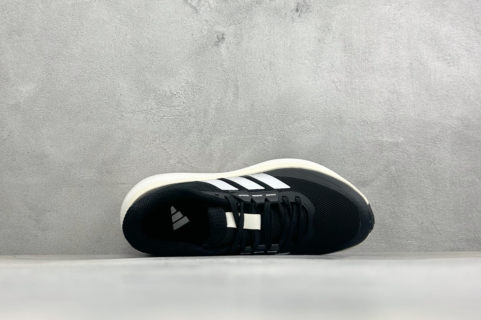 Adidas Dreamcushion 阿迪透气缓震休闲运动鞋 货号：KJ8096 尺码：36 36.5 37 38 3