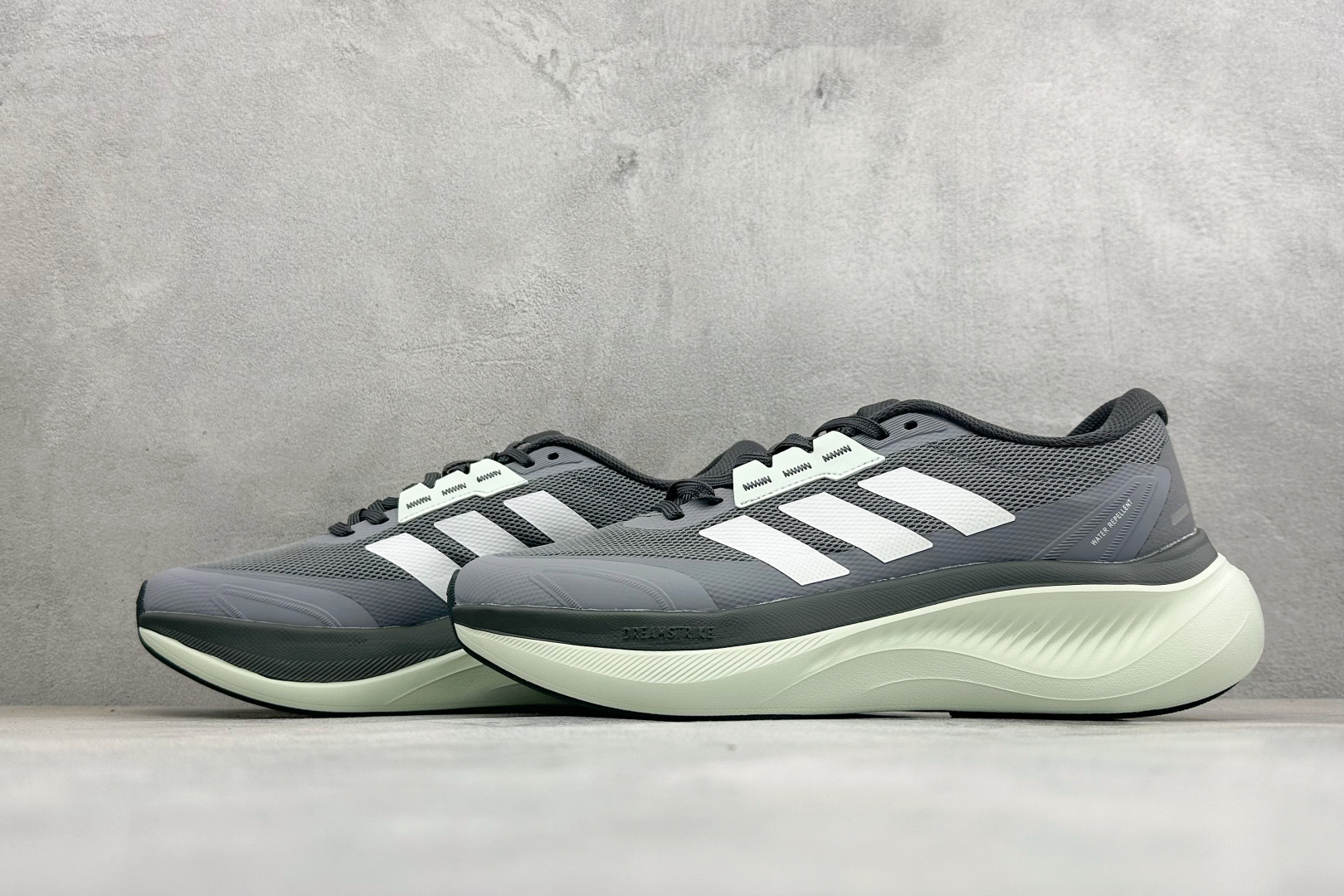 Adidas Dreamcushion 阿迪透气缓震休闲运动鞋 货号：KI5120 尺码：36 36.5 37 38 3
