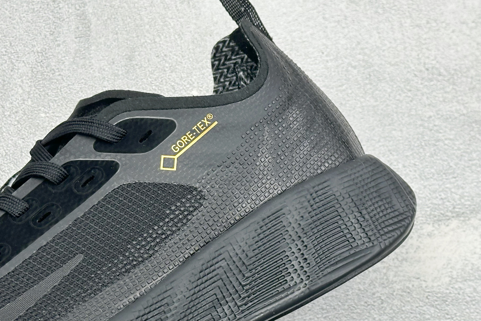 Y版Nike Ava X 耐克 舒适百搭耐磨低帮 休闲跑步鞋 采用轻盈的机能型织物鞋面 专为四季穿着而设计 流线型TPU