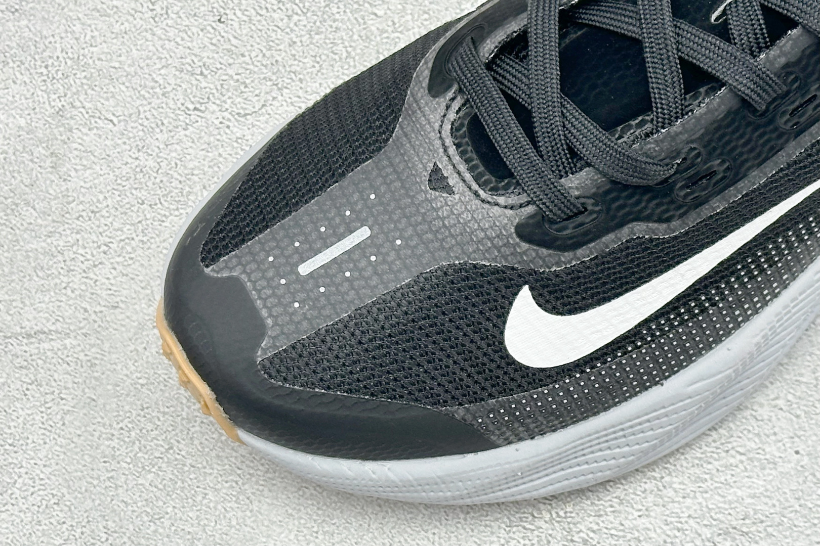 Y版Nike Ava X 耐克 舒适百搭耐磨低帮 休闲跑步鞋 采用轻盈的机能型织物鞋面 专为四季穿着而设计 流线型TPU