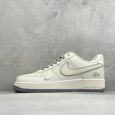 福利特价320P Nike Air Force 1'07 Low 联名款 空军一号低帮休闲板鞋 #原楦原纸板 纯正空军版 福利特价320P Nike Air Force 1'07 Low 联名款 空军一号低帮休闲板鞋 #原楦原纸板 纯正空军版