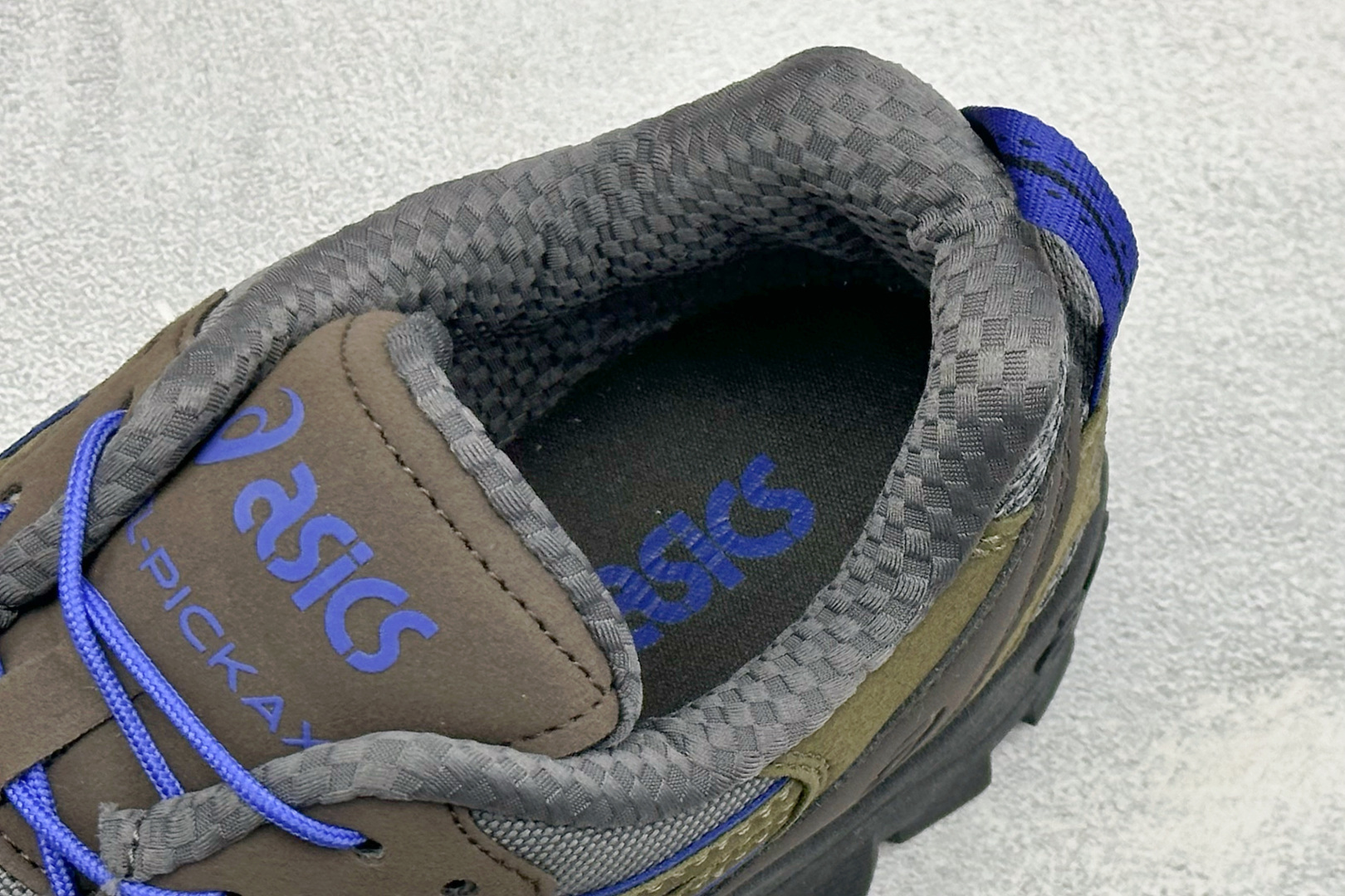 YD版Asics Gel-PICKAX 亚瑟士运动休闲透气专业跑鞋 采用工程弹性双层再生针织密度鞋面材质 升级FF BL