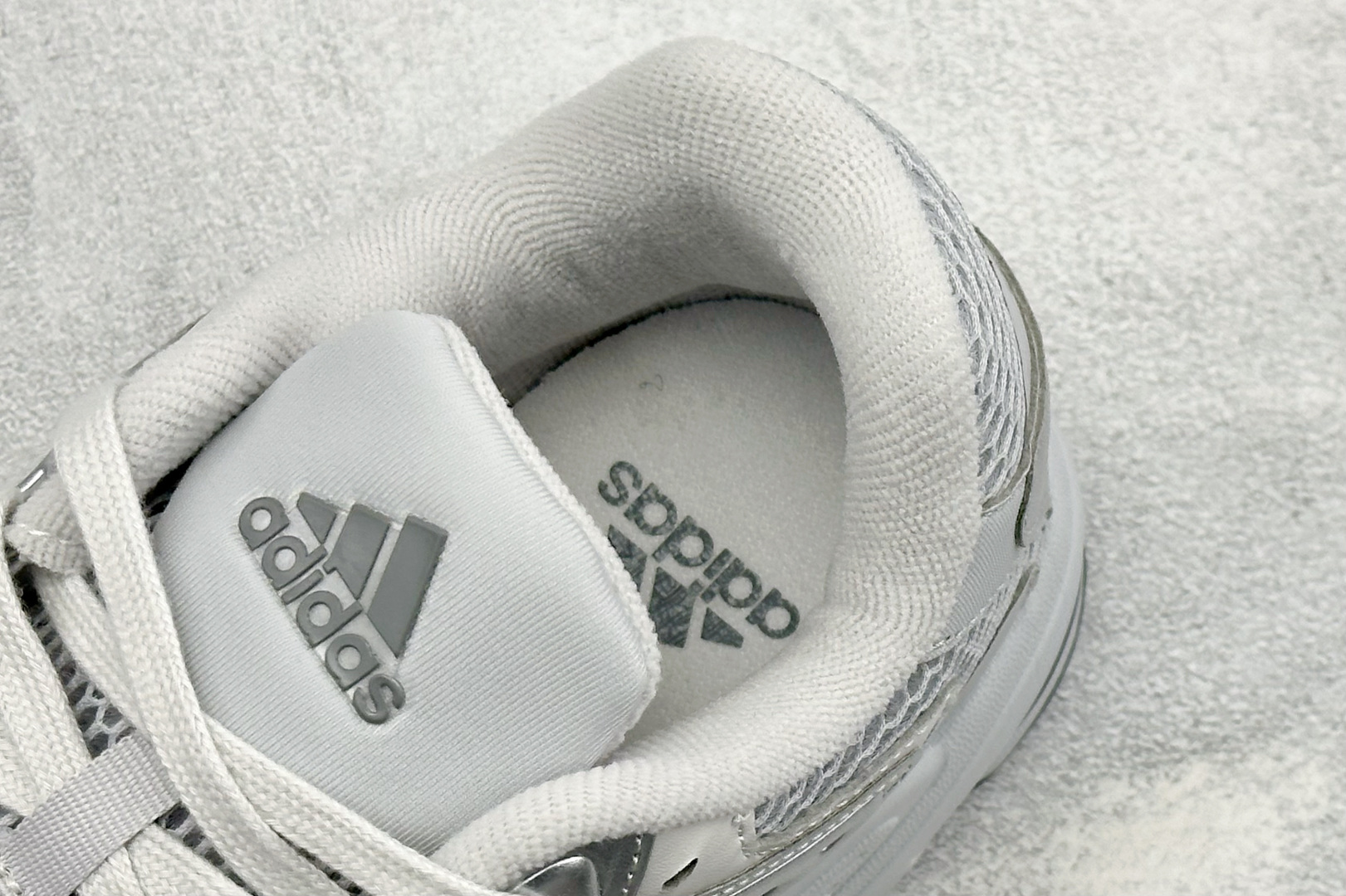 终端放店 YD版Adidas Originals Response CL 阿迪复古网面跑鞋 货号:LB0122 Si 终端放店 YD版Adidas Originals Response CL 阿迪复古网面跑鞋 货号:LB0122 Si