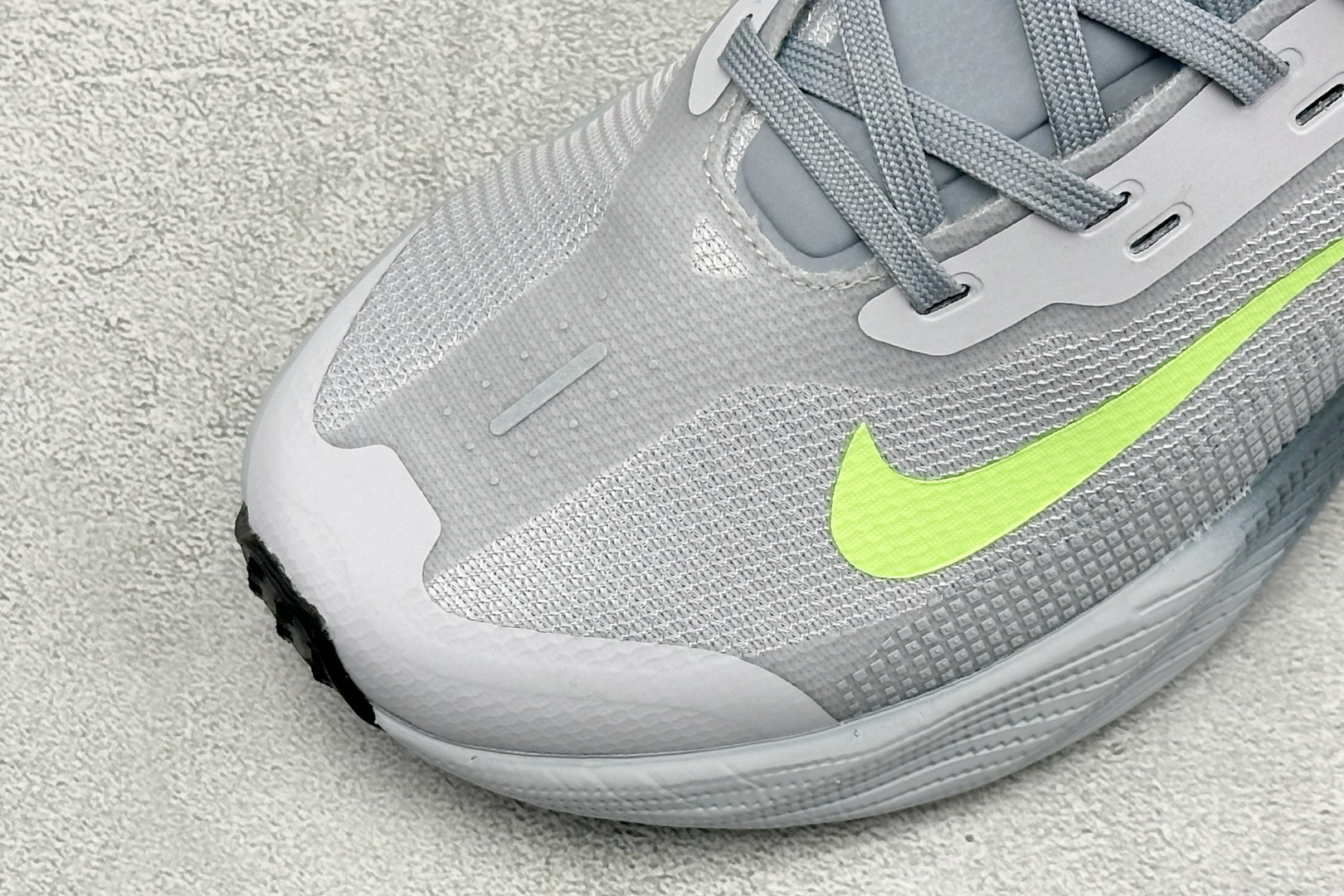 Y版Nike Ava X 耐克 舒适百搭耐磨低帮 休闲跑步鞋 采用轻盈的机能型织物鞋面 专为四季穿着而设计 流线型TPU