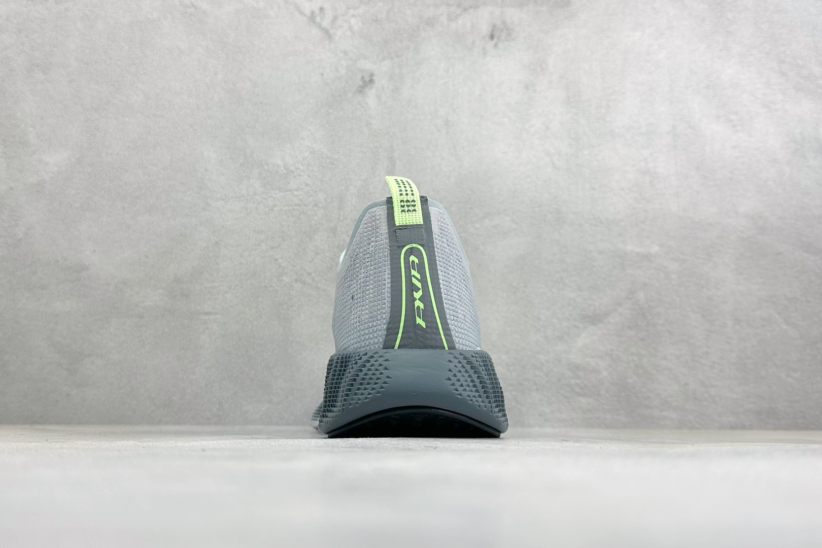 Y版Nike Ava X 耐克 舒适百搭耐磨低帮 休闲跑步鞋 采用轻盈的机能型织物鞋面 专为四季穿着而设计 流线型TPU