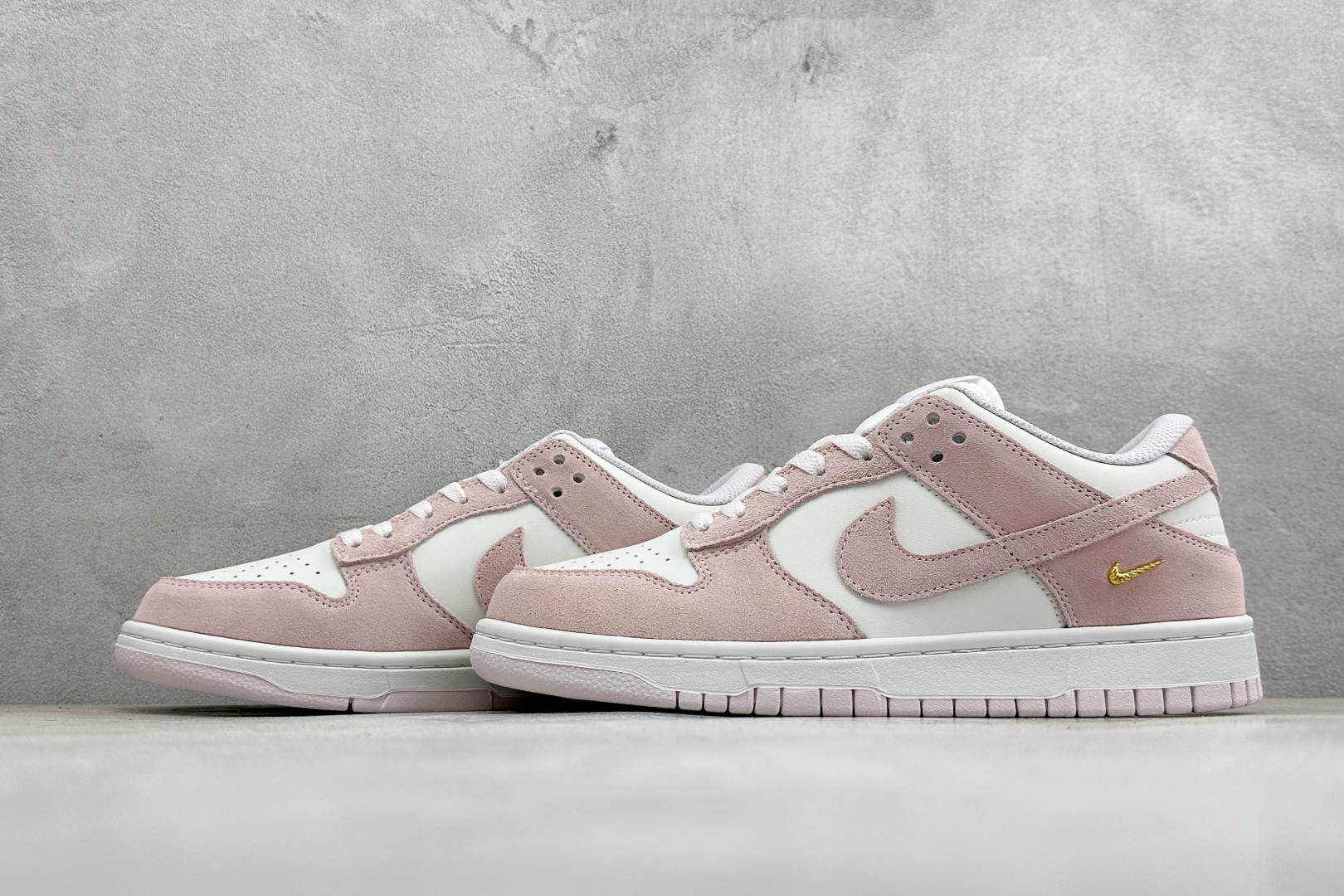 FY福利 Nike SB Dunk Low 低帮休闲板鞋 独家版型蒸餾加工帶來的是更好的视觉和脚感体验大厂纯原品质出货 FY福利 Nike SB Dunk Low 低帮休闲板鞋 独家版型蒸餾加工帶來的是更好的视觉和脚感体验大厂纯原品质出货