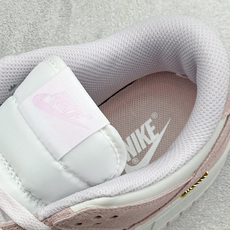 FY福利 Nike SB Dunk Low 低帮休闲板鞋 独家版型蒸餾加工帶來的是更好的视觉和脚感体验大厂纯原品质出货 FY福利 Nike SB Dunk Low 低帮休闲板鞋 独家版型蒸餾加工帶來的是更好的视觉和脚感体验大厂纯原品质出货