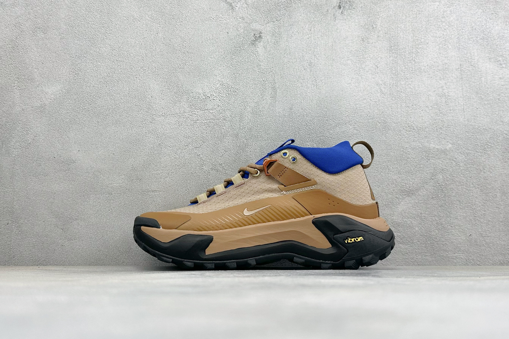 XM版NIKE ACG MOUNTAIN FLY GTX SE 户外登山高帮系列徒步越野跑鞋 货号:DH0623-002 XM版NIKE ACG MOUNTAIN FLY GTX SE 户外登山高帮系列徒步越野跑鞋 货号:DH0623-002
