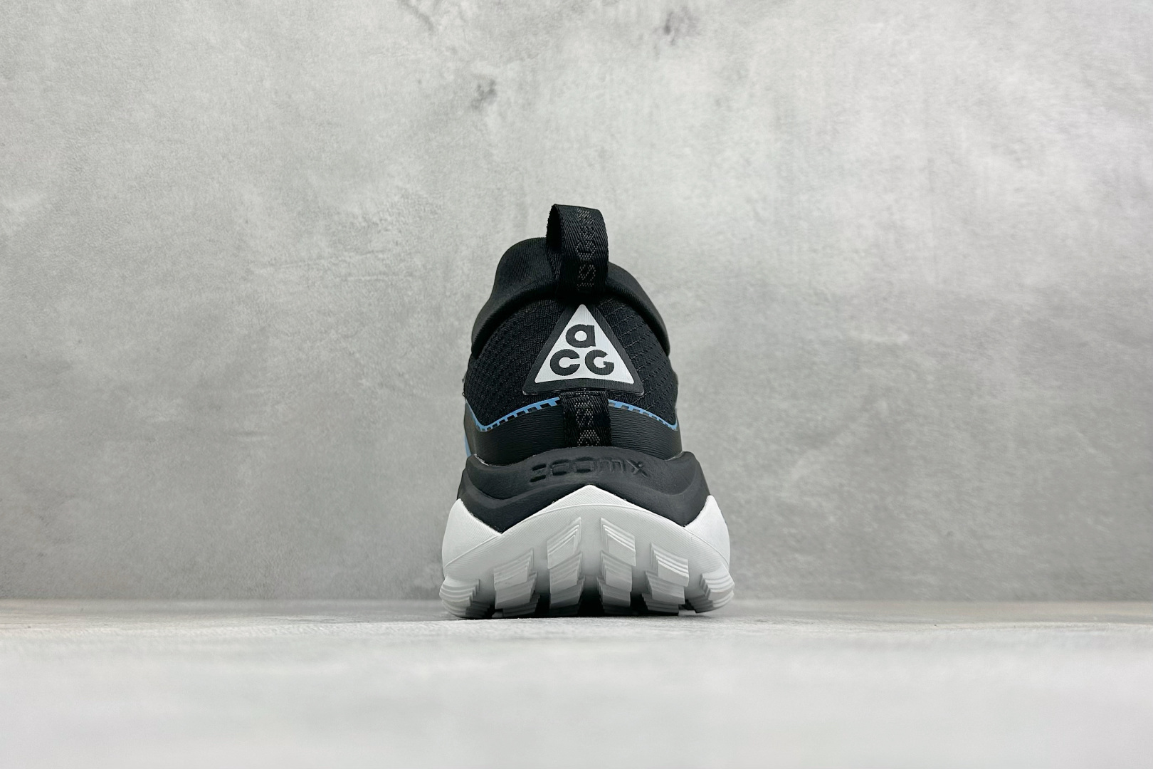 XM版NIKE ACG MOUNTAIN FLY GTX SE 户外登山高帮系列徒步越野跑鞋 货号：DH0623-128