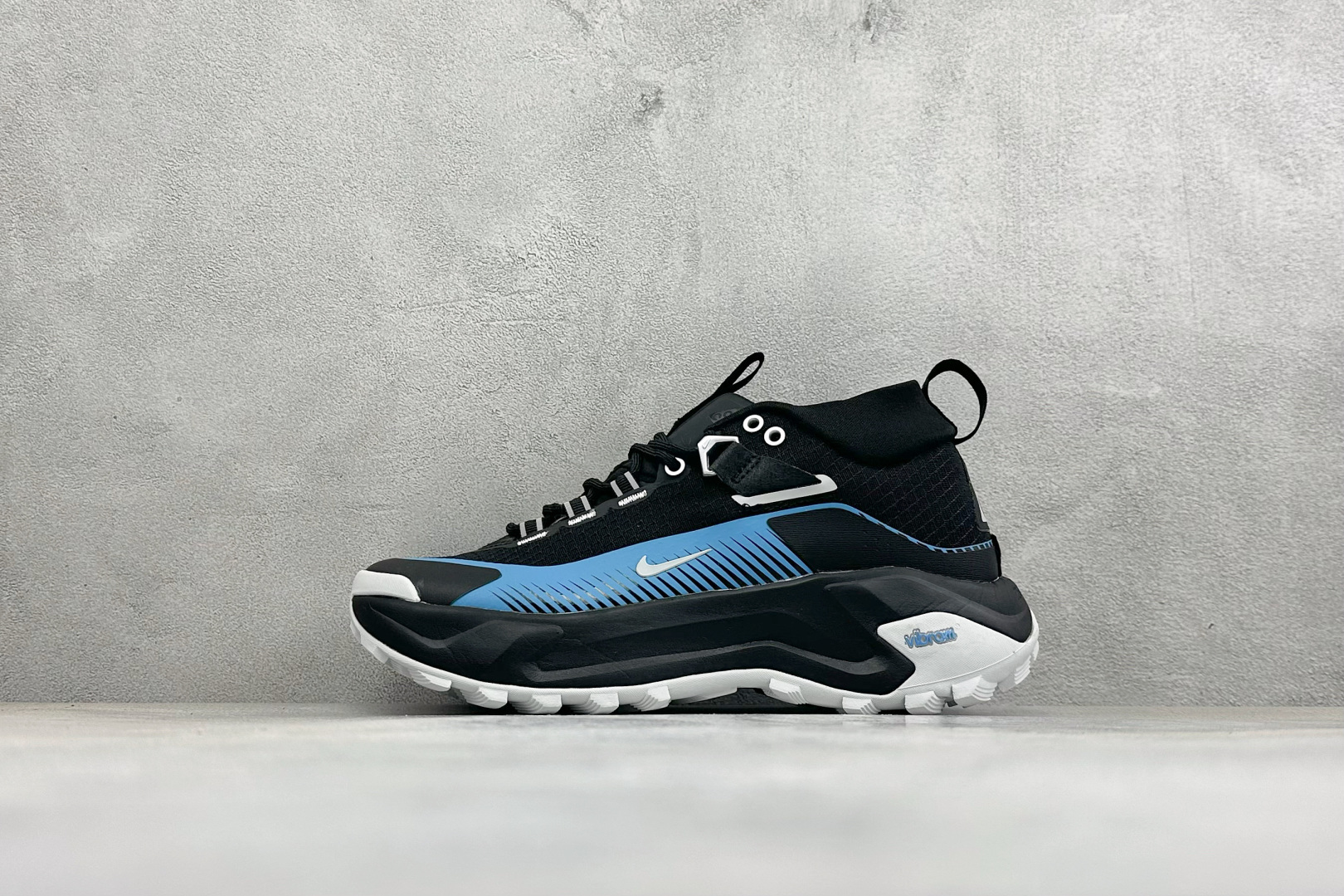 XM版NIKE ACG MOUNTAIN FLY GTX SE 户外登山高帮系列徒步越野跑鞋 货号:DH0623-128 XM版NIKE ACG MOUNTAIN FLY GTX SE 户外登山高帮系列徒步越野跑鞋 货号:DH0623-128