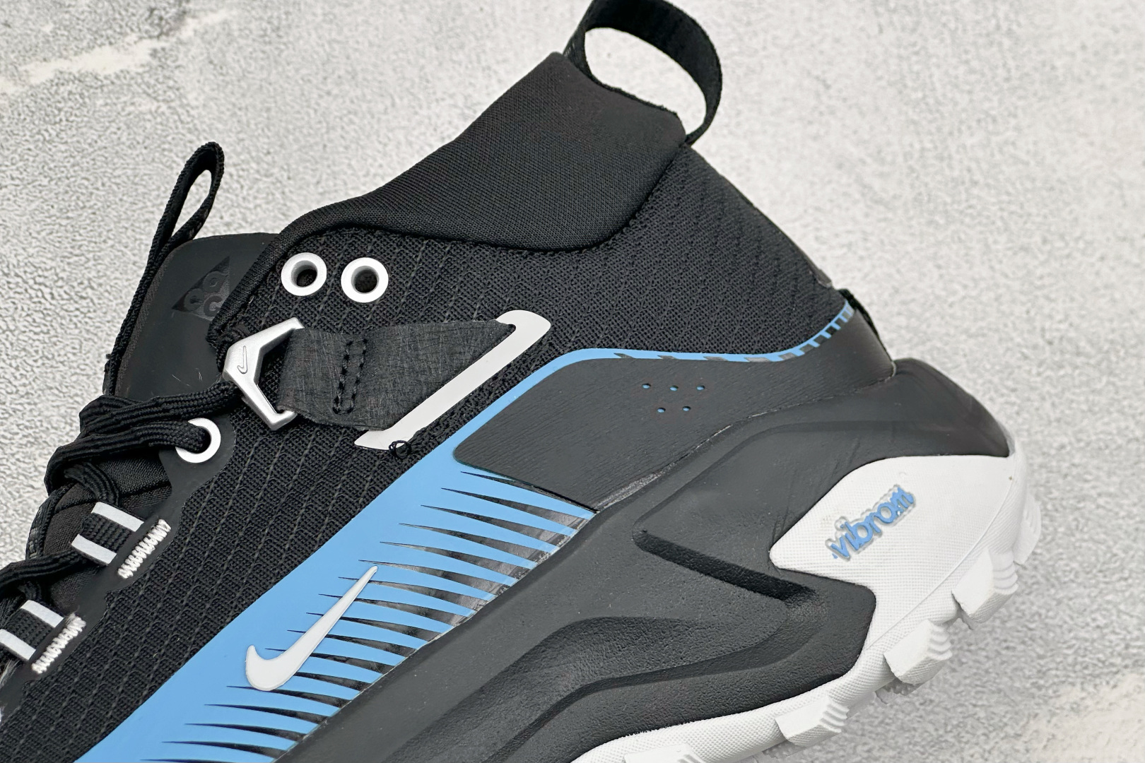 XM版NIKE ACG MOUNTAIN FLY GTX SE 户外登山高帮系列徒步越野跑鞋 货号：DH0623-128