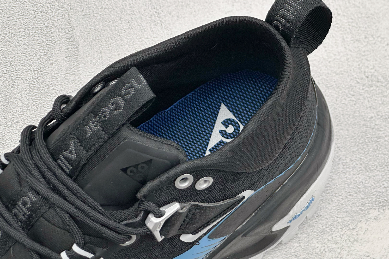 XM版NIKE ACG MOUNTAIN FLY GTX SE 户外登山高帮系列徒步越野跑鞋 货号：DH0623-128
