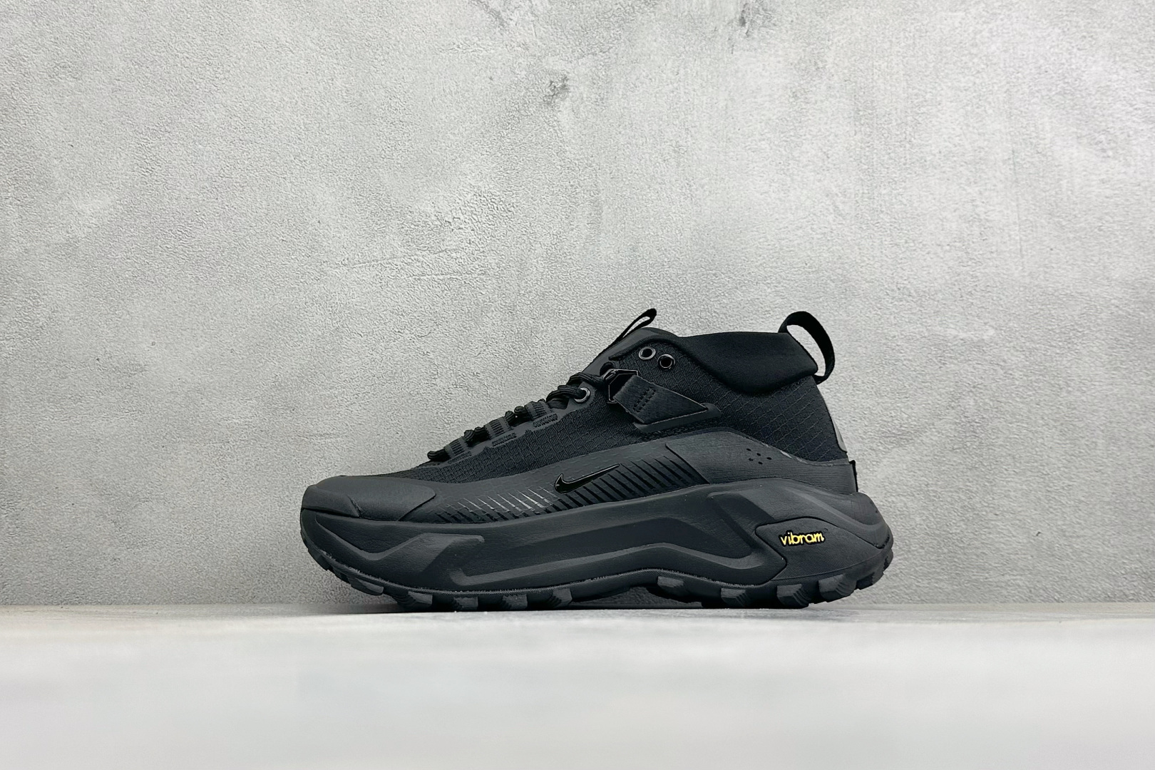 XM版NIKE ACG MOUNTAIN FLY GTX SE 户外登山高帮系列徒步越野跑鞋 货号:DH0623-111 XM版NIKE ACG MOUNTAIN FLY GTX SE 户外登山高帮系列徒步越野跑鞋 货号:DH0623-111