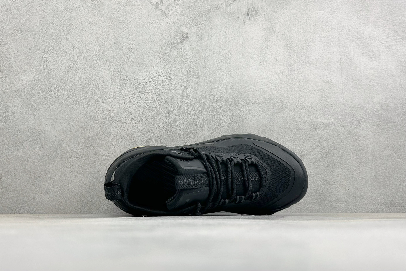XM版NIKE ACG MOUNTAIN FLY GTX SE 户外登山高帮系列徒步越野跑鞋 货号：DH0623-111