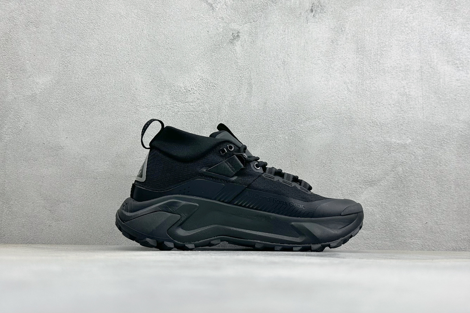 XM版NIKE ACG MOUNTAIN FLY GTX SE 户外登山高帮系列徒步越野跑鞋 货号：DH0623-111