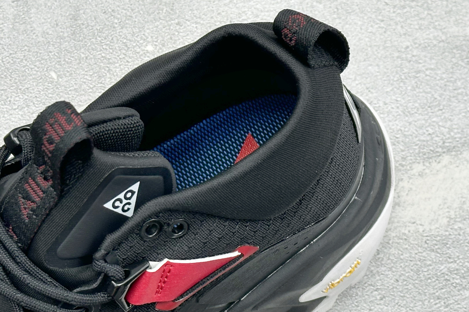 XM版NIKE ACG MOUNTAIN FLY GTX SE 户外登山高帮系列徒步越野跑鞋 货号：DH0623-002