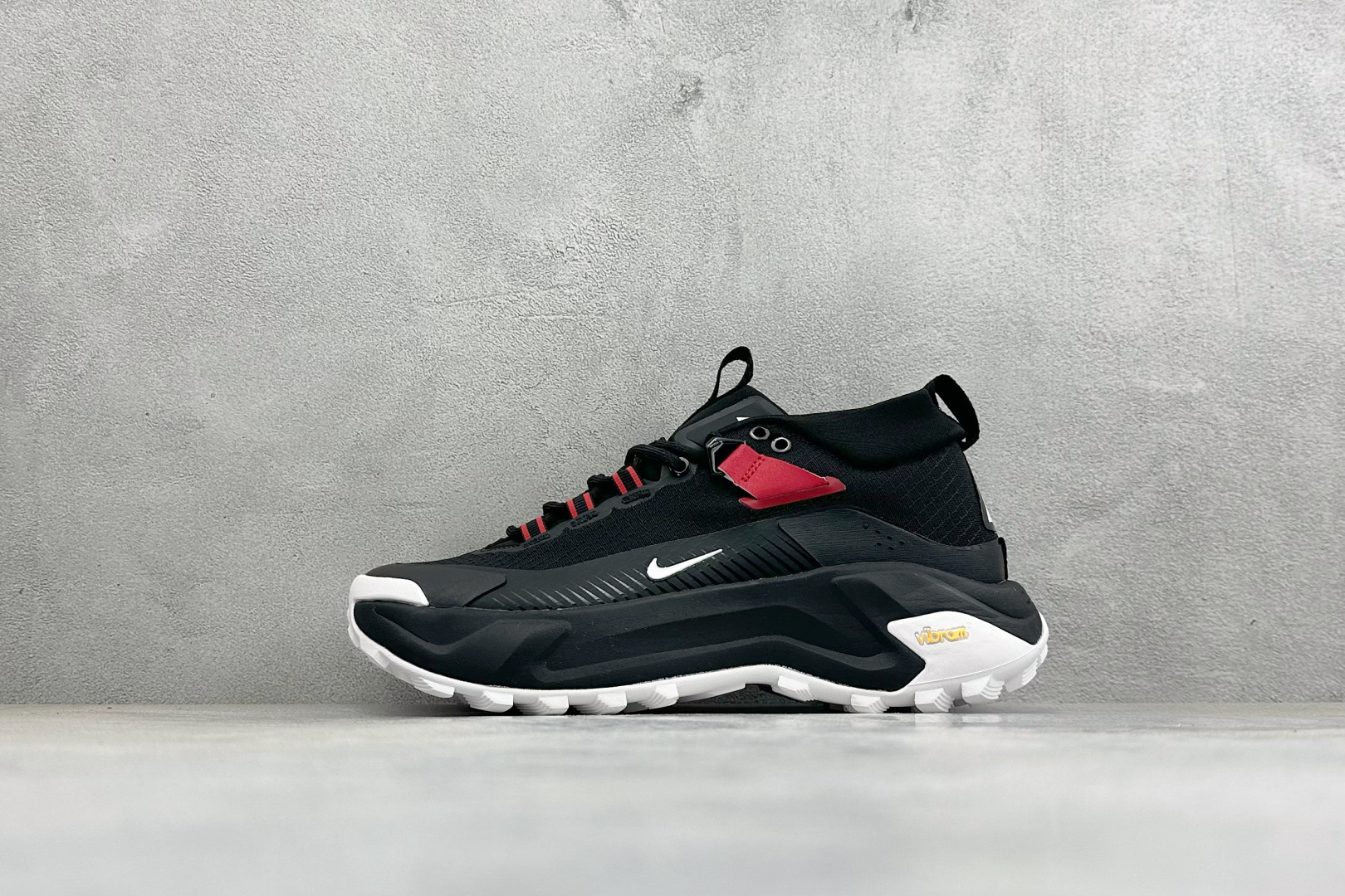 XM版NIKE ACG MOUNTAIN FLY GTX SE 户外登山高帮系列徒步越野跑鞋 货号:DH0623-002 XM版NIKE ACG MOUNTAIN FLY GTX SE 户外登山高帮系列徒步越野跑鞋 货号:DH0623-002