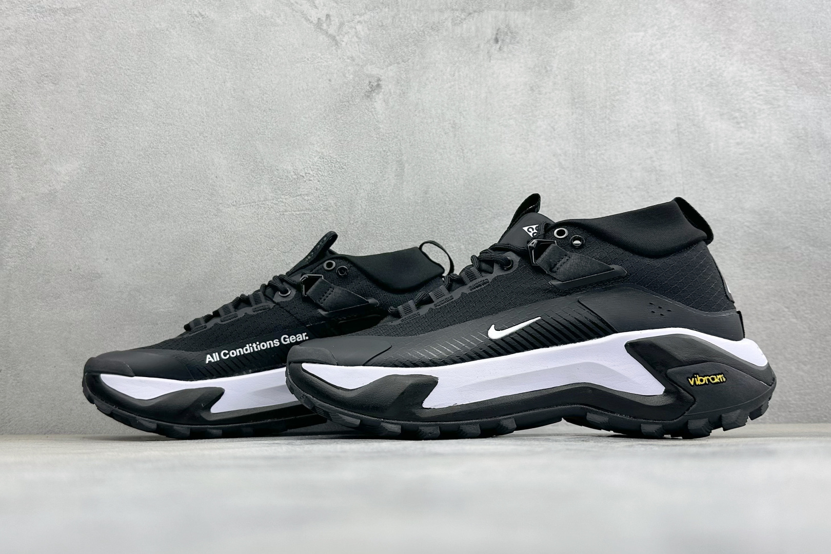 XM版NIKE ACG MOUNTAIN FLY GTX SE 户外登山高帮系列徒步越野跑鞋 货号：DH0623-001