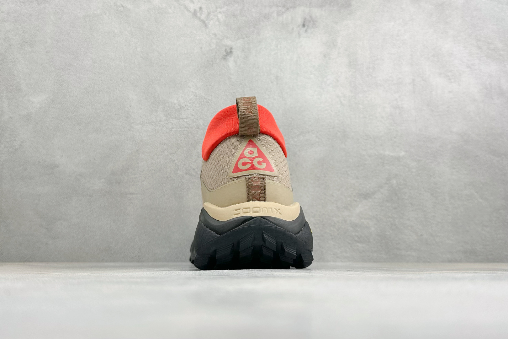 XM版NIKE ACG MOUNTAIN FLY GTX SE 户外登山高帮系列徒步越野跑鞋 货号：DH0623-418
