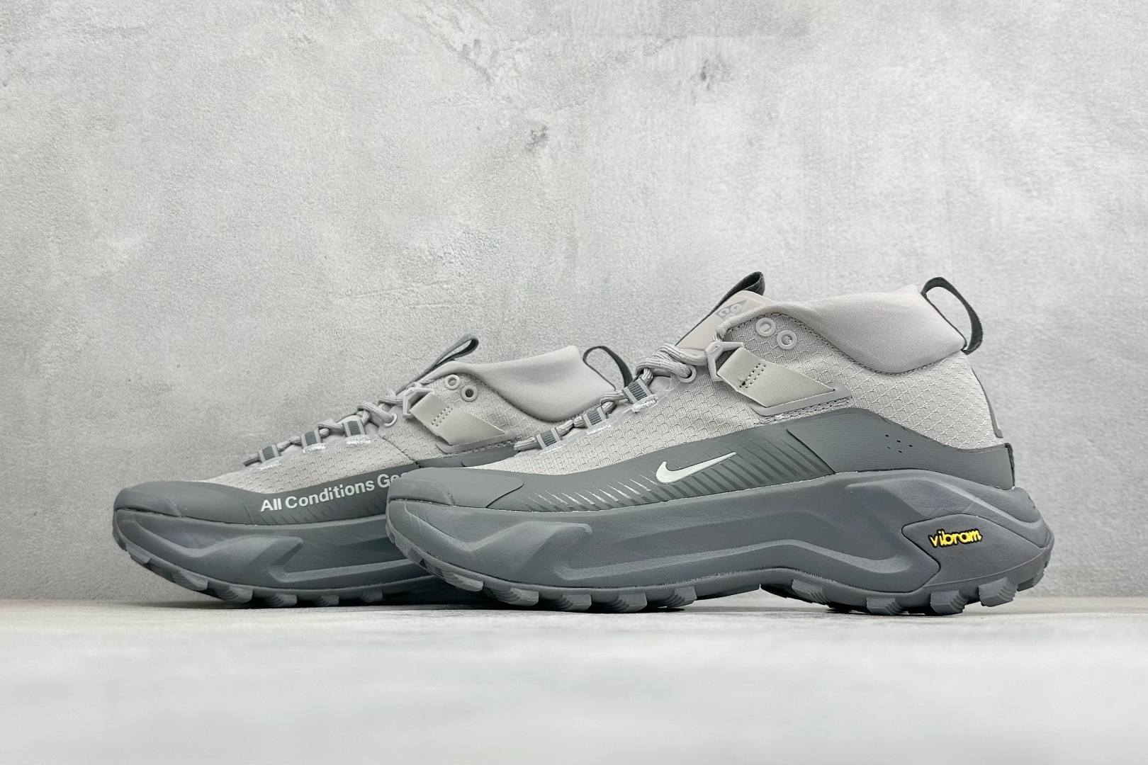 XM版NIKE ACG MOUNTAIN FLY GTX SE 户外登山高帮系列徒步越野跑鞋 货号：DH0623-008