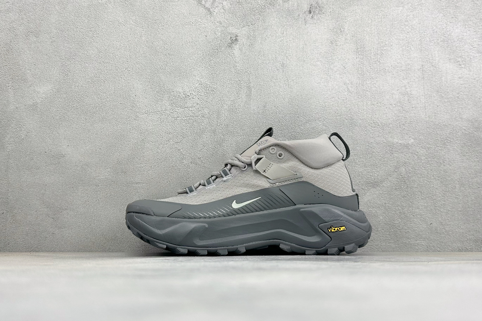 XM版NIKE ACG MOUNTAIN FLY GTX SE 户外登山高帮系列徒步越野跑鞋 货号:DH0623-008 XM版NIKE ACG MOUNTAIN FLY GTX SE 户外登山高帮系列徒步越野跑鞋 货号:DH0623-008