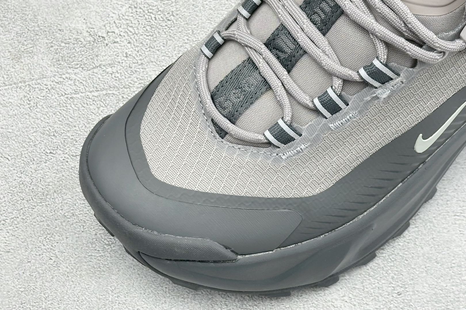 XM版NIKE ACG MOUNTAIN FLY GTX SE 户外登山高帮系列徒步越野跑鞋 货号：DH0623-008