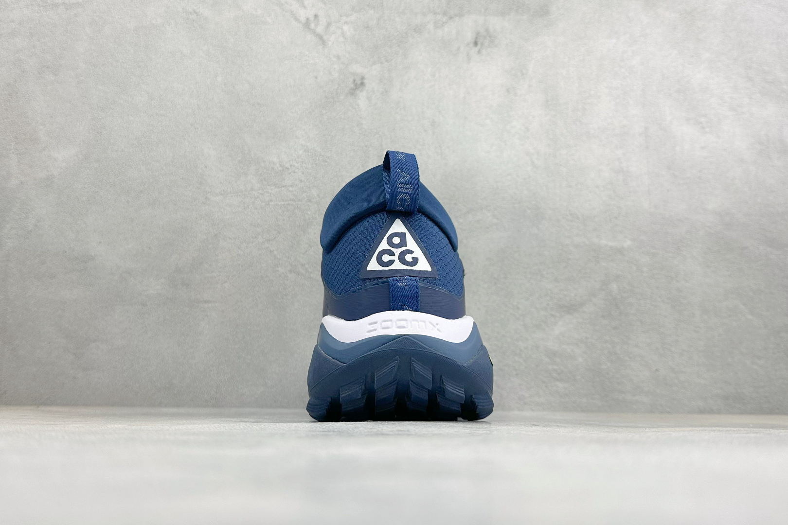 XM版NIKE ACG MOUNTAIN FLY GTX SE 户外登山高帮系列徒步越野跑鞋 货号：DH0623-138