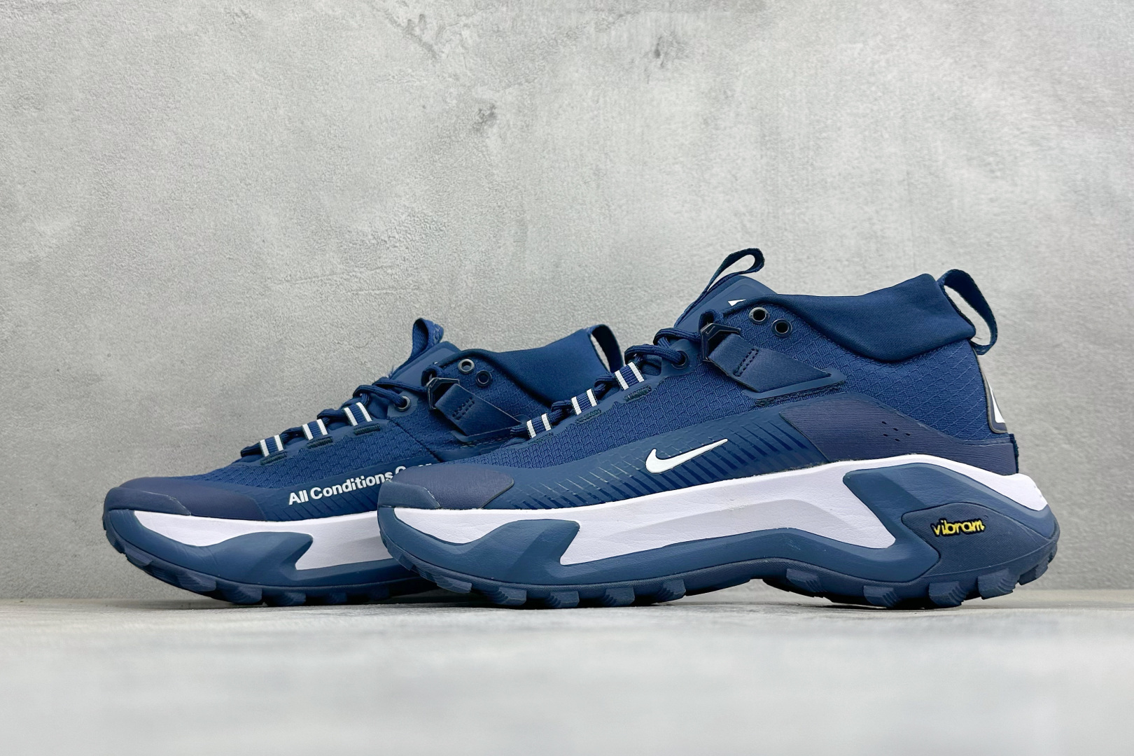 XM版NIKE ACG MOUNTAIN FLY GTX SE 户外登山高帮系列徒步越野跑鞋 货号：DH0623-138