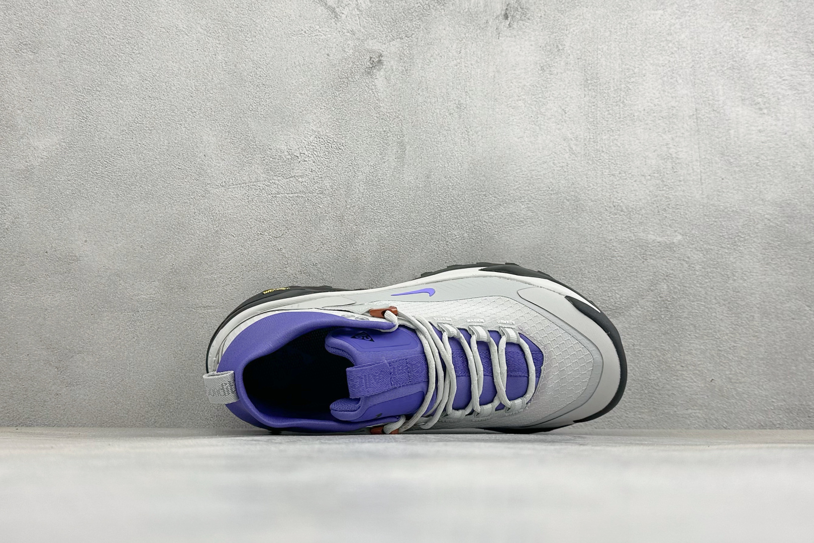XM版NIKE ACG MOUNTAIN FLY GTX SE 户外登山高帮系列徒步越野跑鞋 货号：DH0623-118
