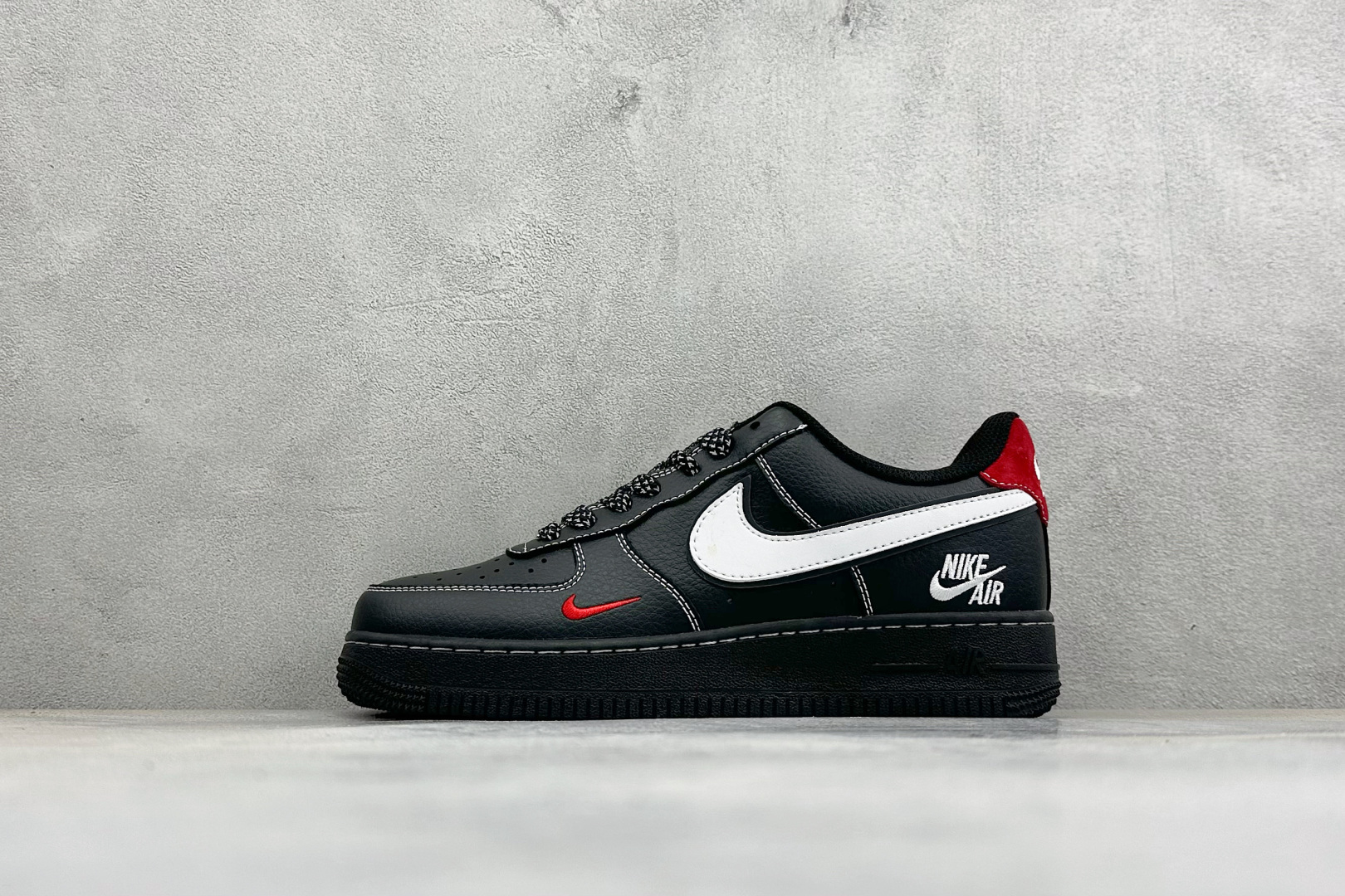 福利特价 Nike Air Force 1'07 Low 联名款 空军一号低帮休闲板鞋 #原楦原纸板 纯正空军版型 内置 福利特价 Nike Air Force 1'07 Low 联名款 空军一号低帮休闲板鞋 #原楦原纸板 纯正空军版型 内置
