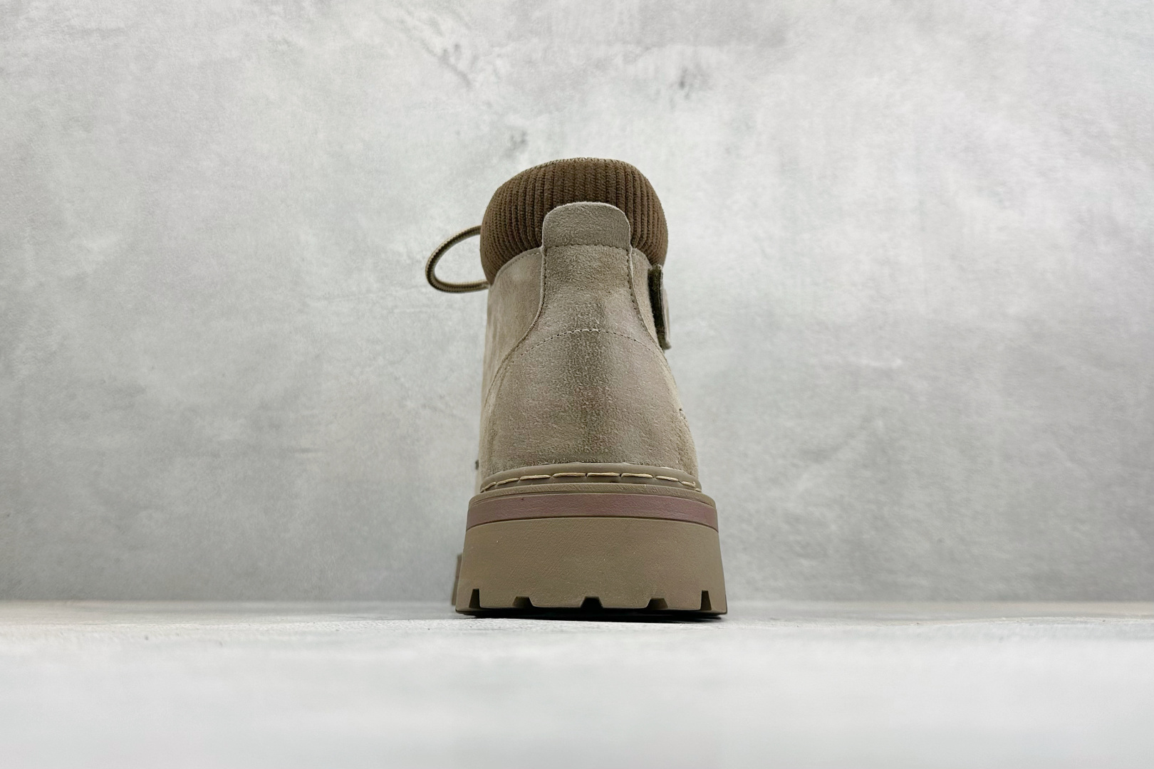 美国人气户外品牌-科恩Keen Jasper Rocks SP贾斯珀都市户外休闲马丁靴系列 秋冬季新款 原楦型开发纸版#