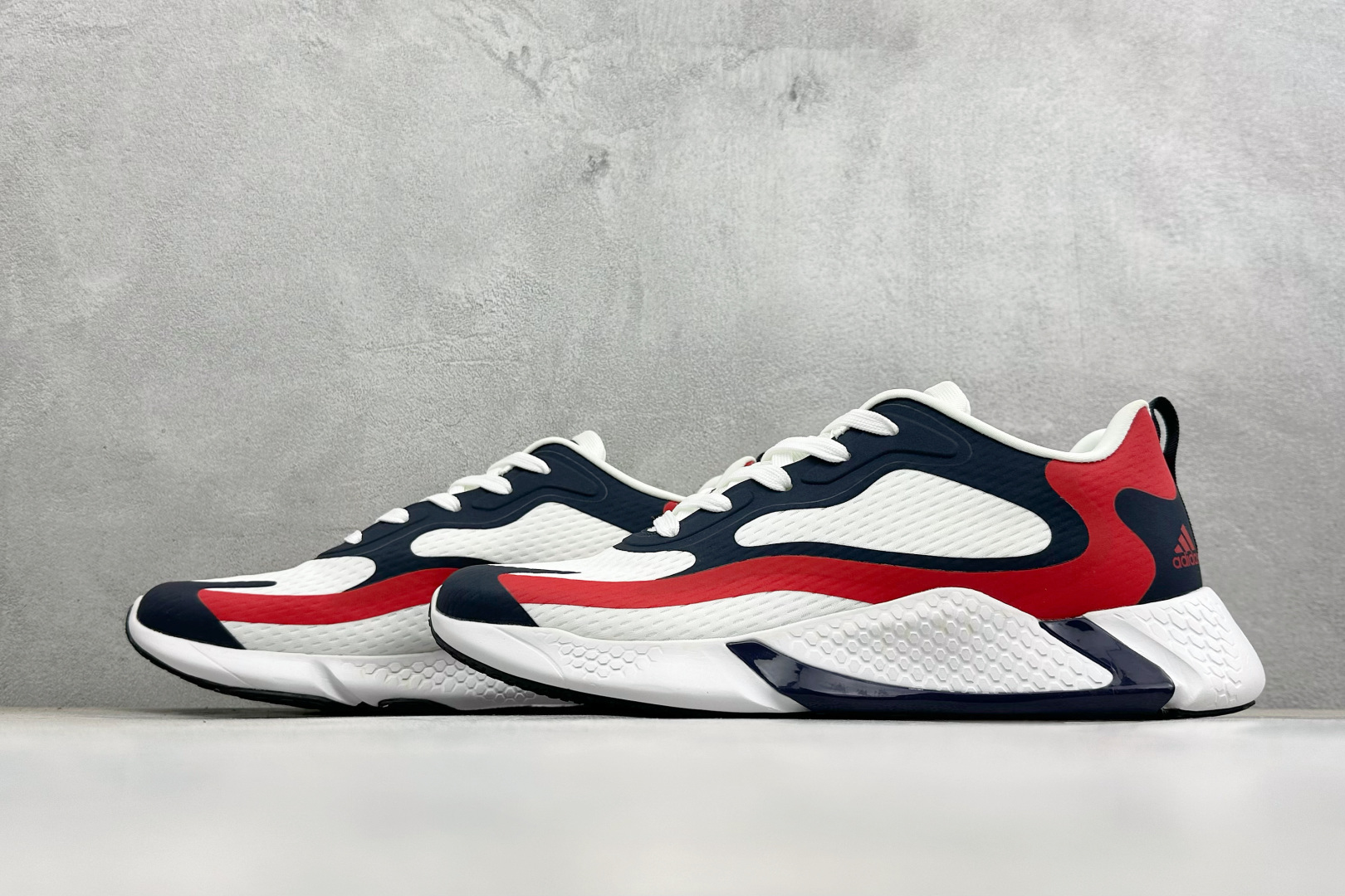 Adidas alphabounce beyond m 阿迪达斯 阿尔法跑鞋 货号: CG5573 尺码：39-45 