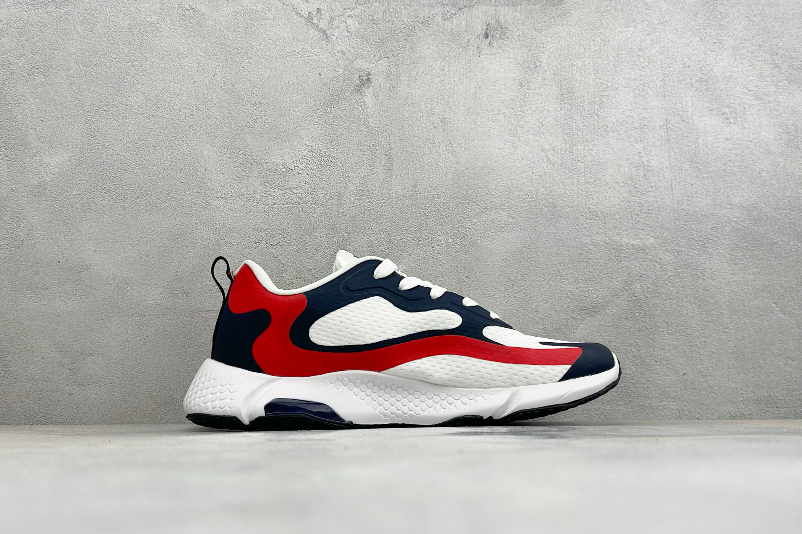 Adidas alphabounce beyond m 阿迪达斯 阿尔法跑鞋 货号: CG5573 尺码：39-45 