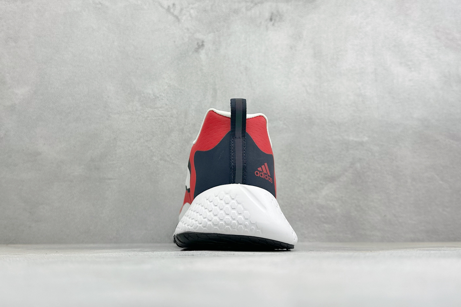Adidas alphabounce beyond m 阿迪达斯 阿尔法跑鞋 货号: CG5573 尺码：39-45 
