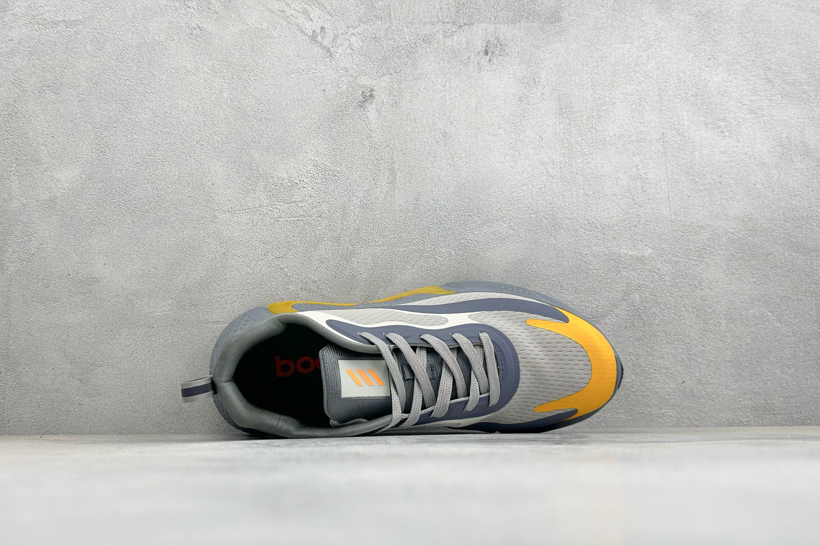 Adidas alphabounce beyond m 阿迪达斯 阿尔法跑鞋 货号: CG5588 尺码：39-45 