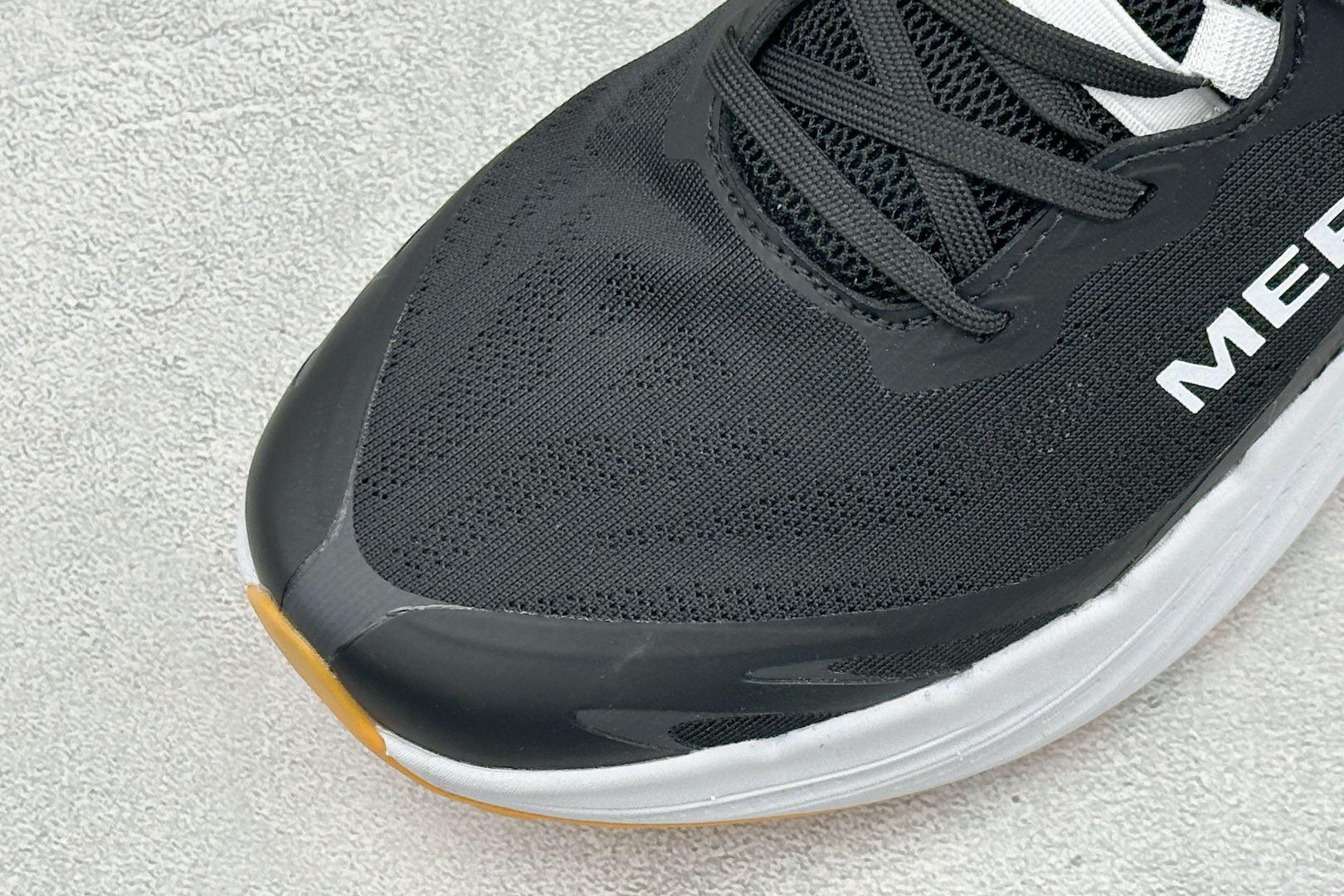 MERRELL迈乐 漠飞Pro 简约舒适蜂鸟户外越野跑步鞋 织物防滑耐磨透气 轻盈鞋体 上脚无负担 行动去飞鸟 尺码：3