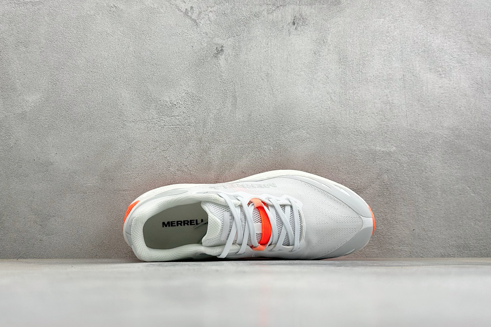 MERRELL迈乐 漠飞Pro 简约舒适蜂鸟户外越野跑步鞋 织物防滑耐磨透气 轻盈鞋体 上脚无负担 行动去飞鸟 尺码：3