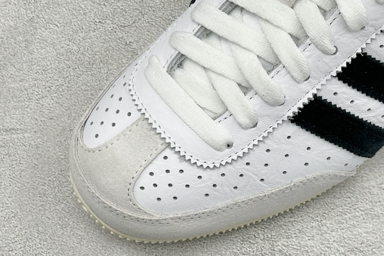 Adidas Originals Japan W 三叶草限量联名款复古运动鞋 #原厂原数据版型 头层皮料 切割干净无任何