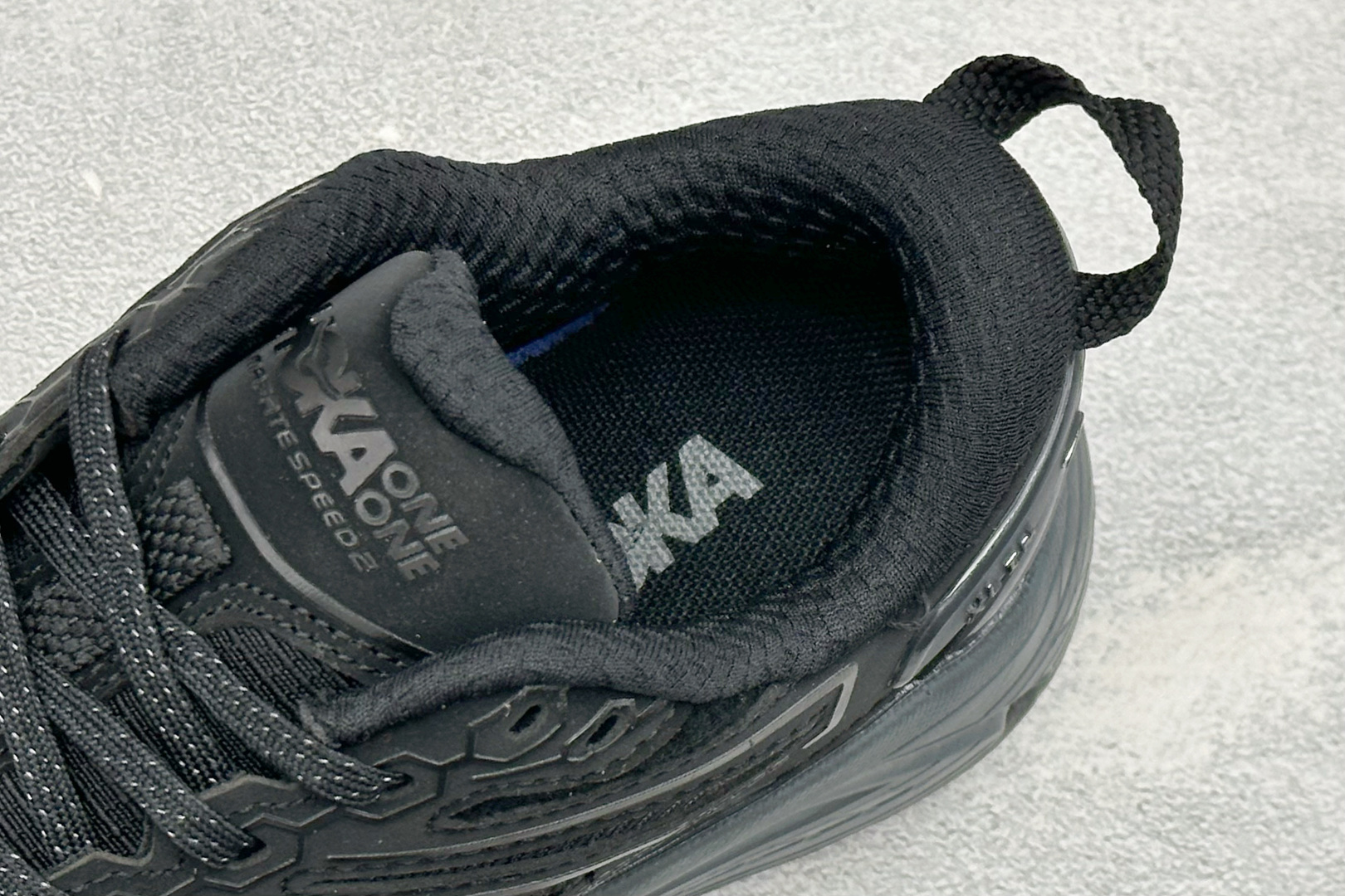 Hoka Mafate Speed 2 马法特二代超轻厚底轻量山地跑步鞋 #轻量化材料Fresh Foam。超轻量中底全
