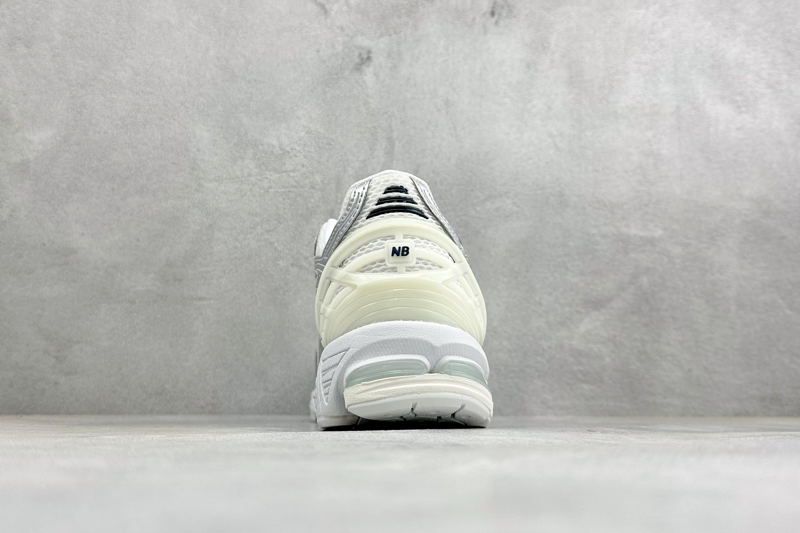 GS版New Balance M1906系列复古单品宝藏老爹鞋 复古元素叠加 质感超级棒 楦版型材料细节做工精细 作为N