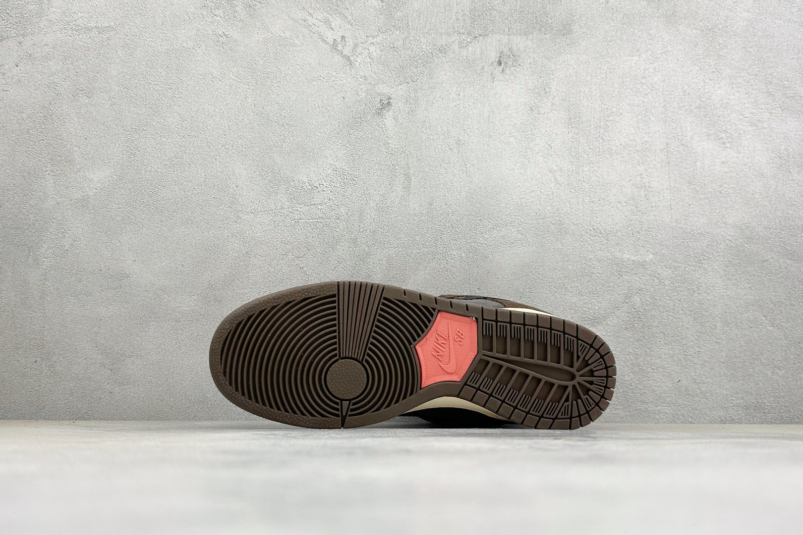 K版Nike SB Dunk Low 低帮休闲板鞋 独家版型蒸餾加工帶來的是更好的视觉和脚感体验大厂纯原品质出货 清洁度