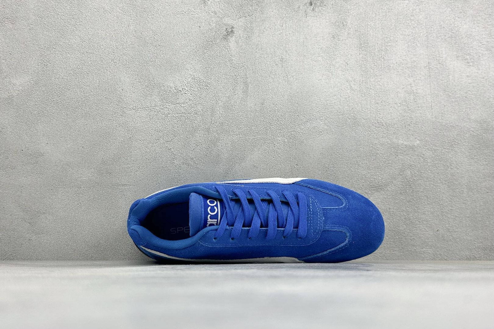 M版Puma Speedcet Etoile Wns 彪马薄底德迅复古运动休闲赛车跑鞋 以趣味十足又前卫复古的设计引领潮