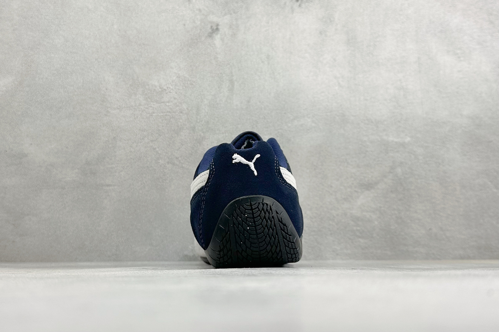 M版Puma Speedcet Etoile Wns 彪马薄底德迅复古运动休闲赛车跑鞋 以趣味十足又前卫复古的设计引领潮 M版Puma Speedcet Etoile Wns 彪马薄底德迅复古运动休闲赛车跑鞋 以趣味十足又前卫复古的设计引领潮